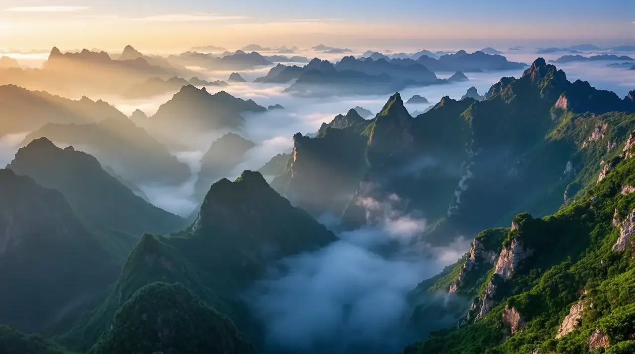 航拍中国·山脉篇 - 电影免费观看 航拍中国·山脉篇 - 电影免费观看详情页横幅